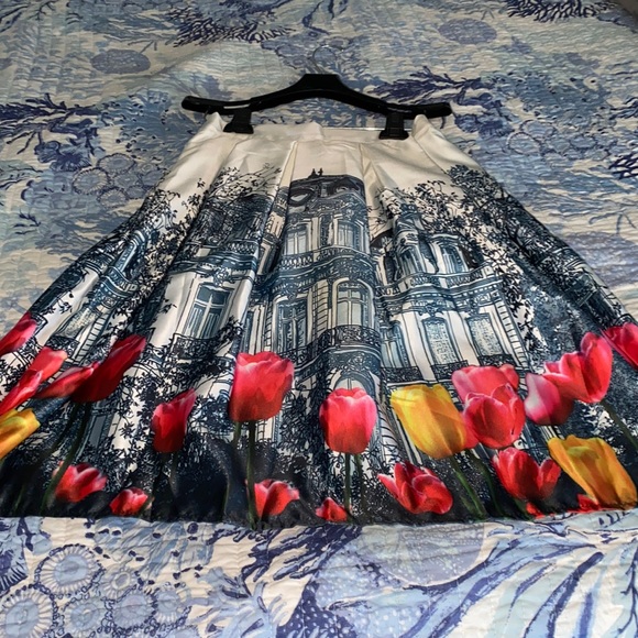 Fun Pop-Art Skirt - Picture 10 of 14